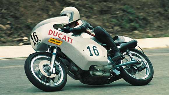 A moto Ducati 750 Imola foi fabricada especificamente para Imola 200 Milhas.